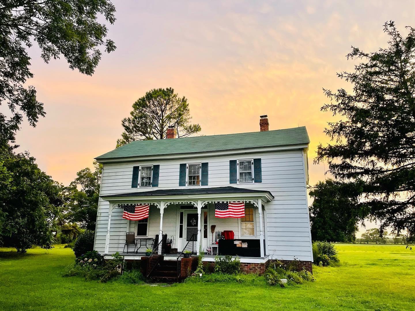 The farmhouse at sunset